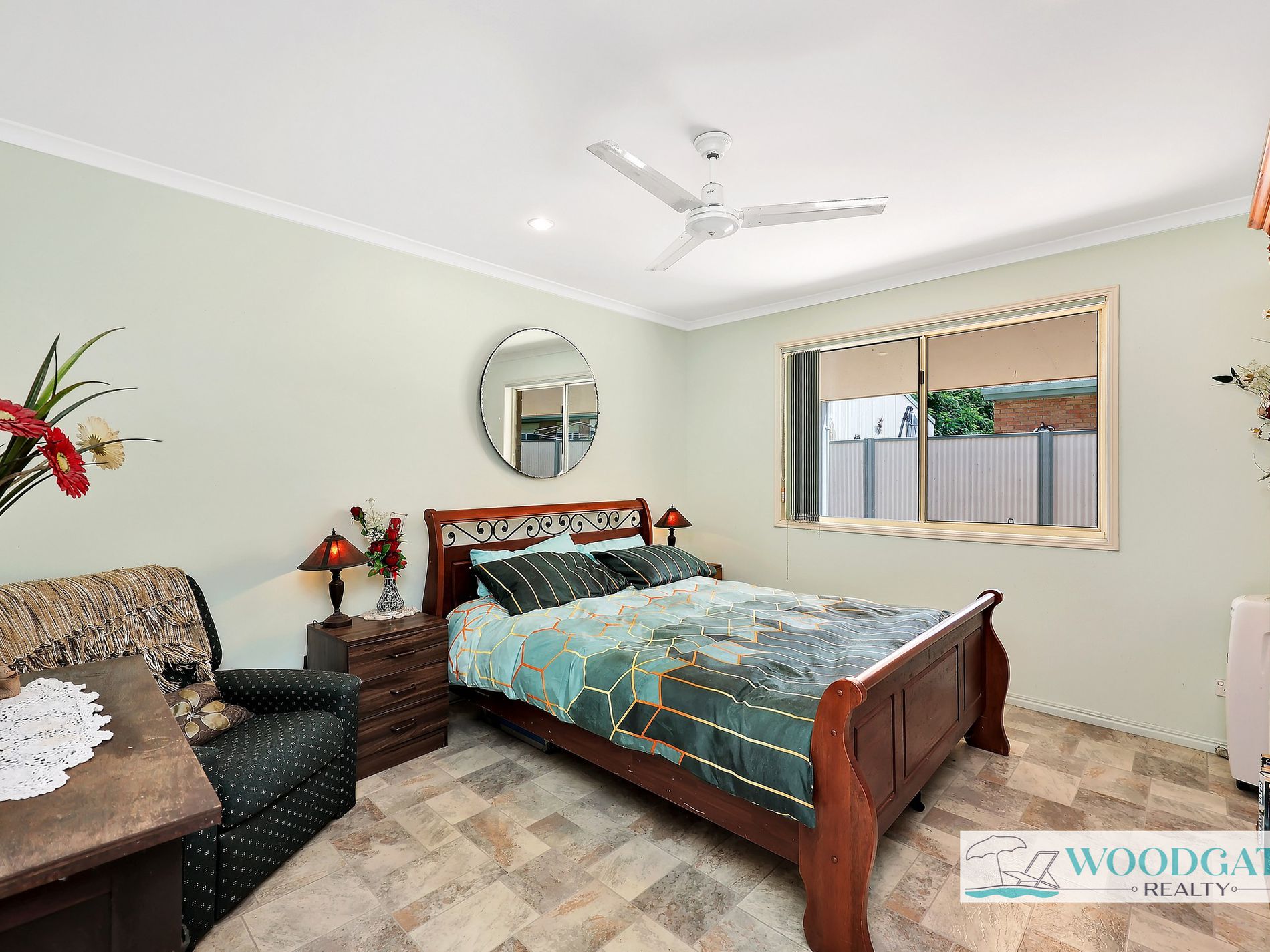 10 LORIKEET AVENUE, Woodgate