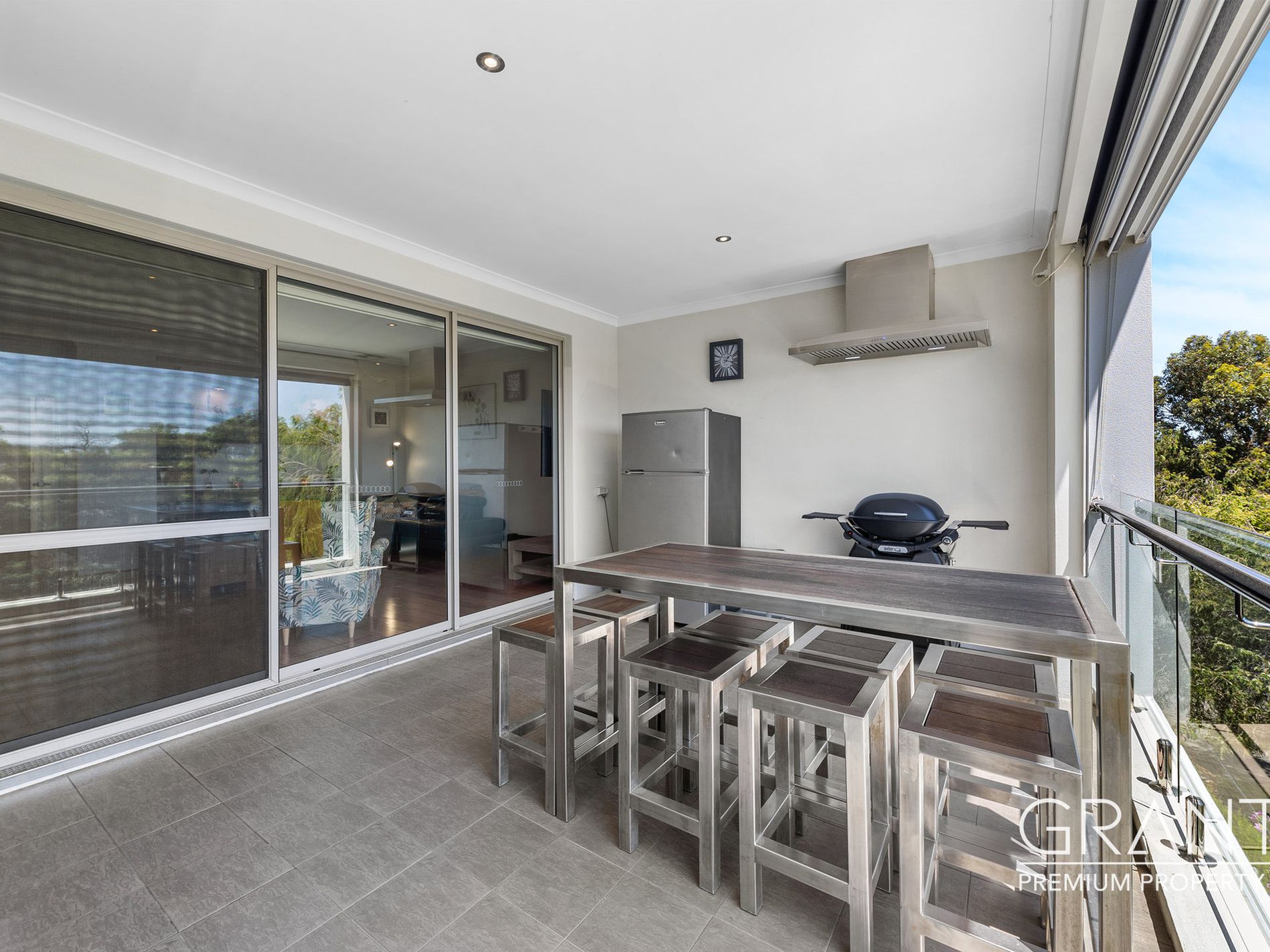 27 Perlinte View, North Coogee