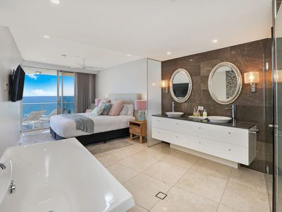 901 / 20 First Avenue, Mooloolaba