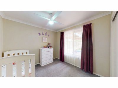4 Lesley Place, Dubbo