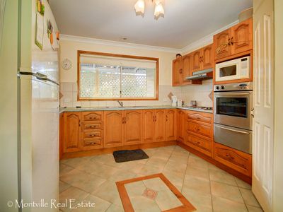21 Tamarin Drive, Mapleton