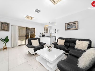 86 Hemsworth Avenue, Middleton Grange