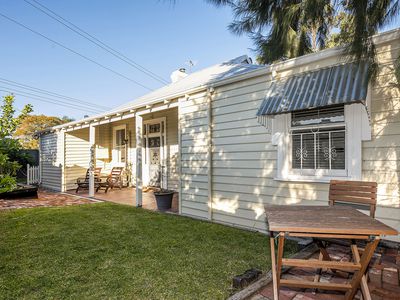 135 Whatley Crescent, Bayswater