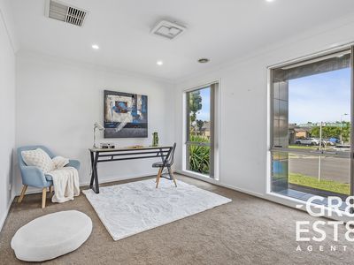 12 Newington drive, Cranbourne East