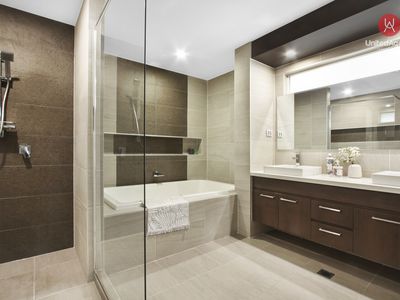 2 Montadale Avenue, Elizabeth Hills