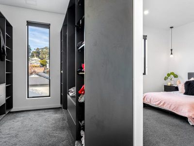 1 Karla Place, South Launceston