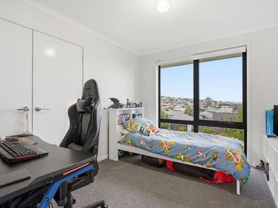 19 Lagoon View Court, Midway Point