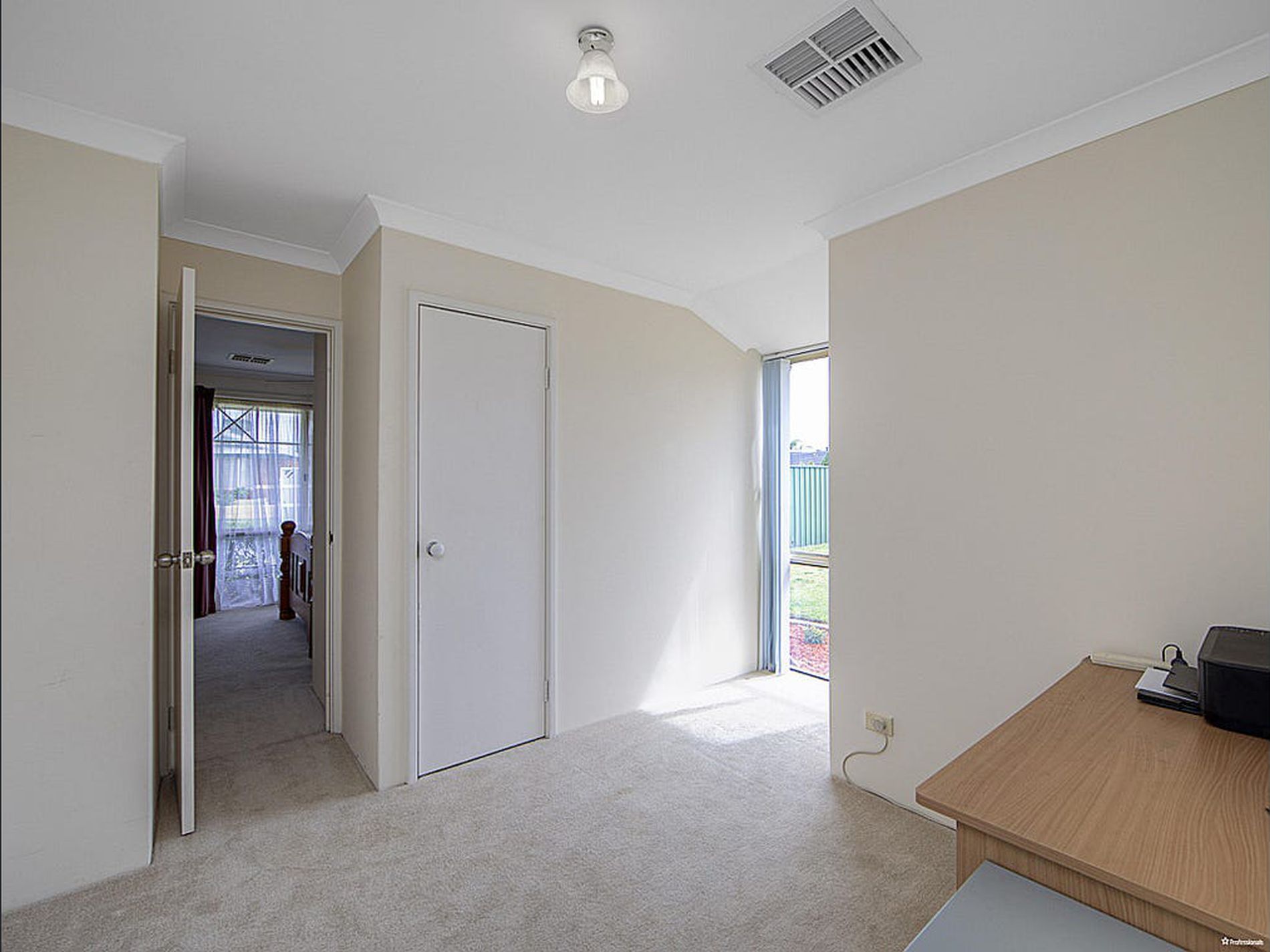 5 Joudah Court, High Wycombe