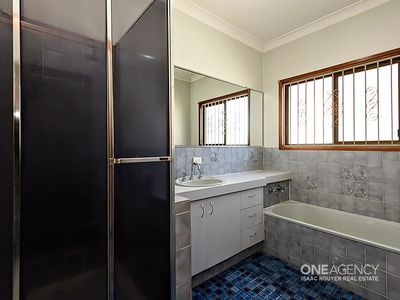277 Blunder Rd, Durack
