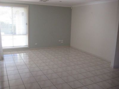 30 St Andrews Drive, Dubbo