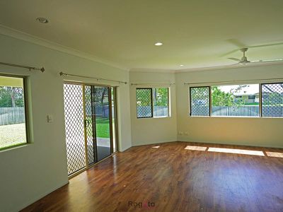 10 Jacana Close, Mareeba