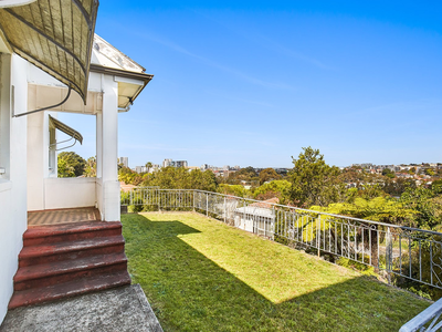 25 Highcliff Road, Earlwood