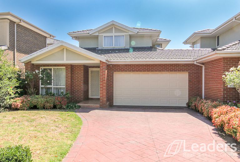 1 / 15 Charlotte Street, Glen Waverley