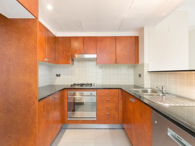 1205 / 1 Hosking Place, Sydney