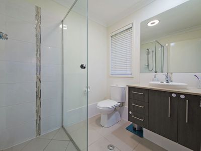12 Harrogate Place, Gumdale
