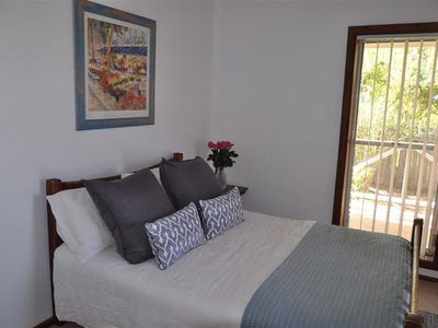 15 Barton St, Forbes