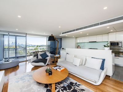 407 / 30 The Circus, Burswood