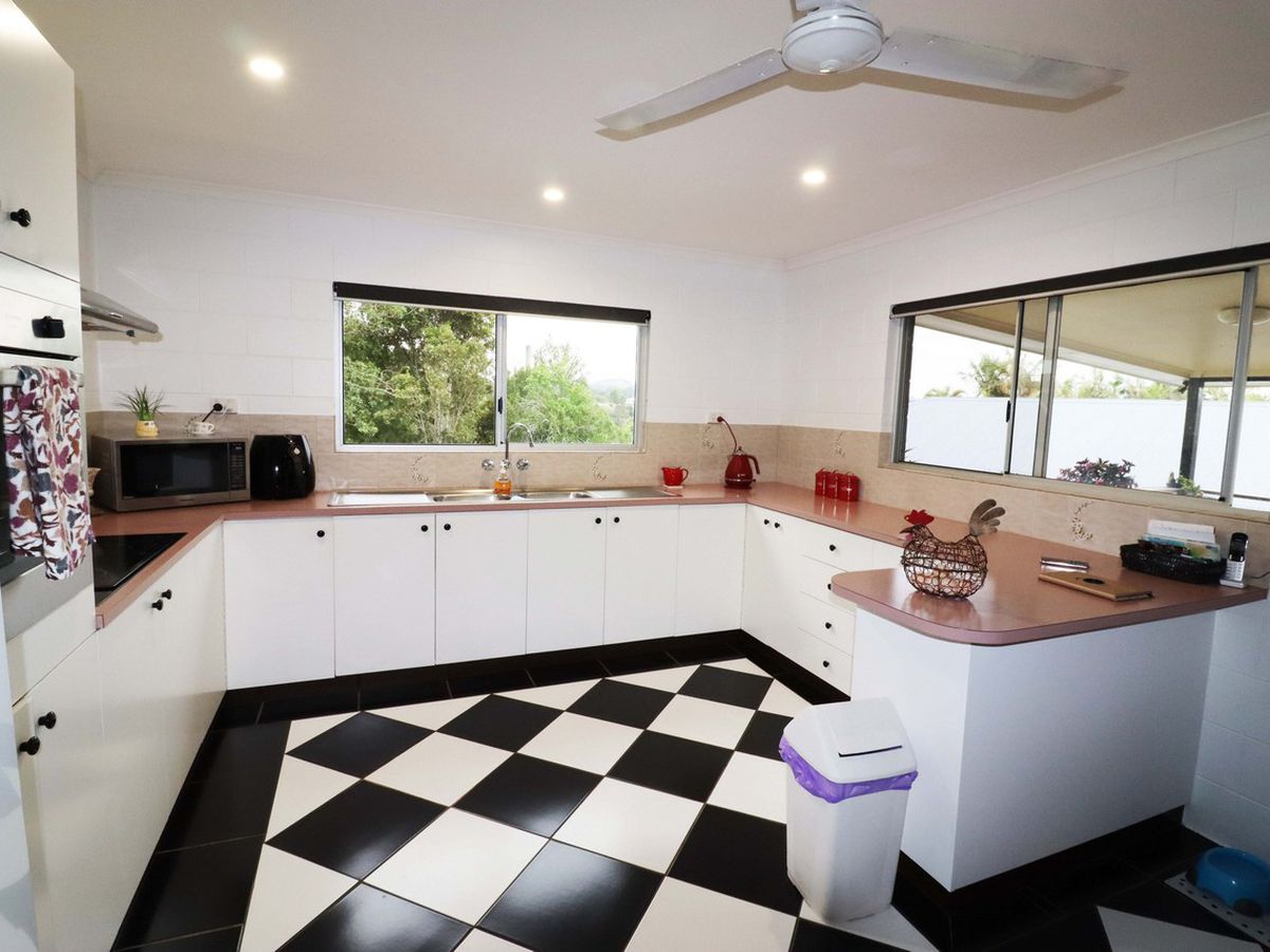 45 OLEANDER DRIVE, Yungaburra