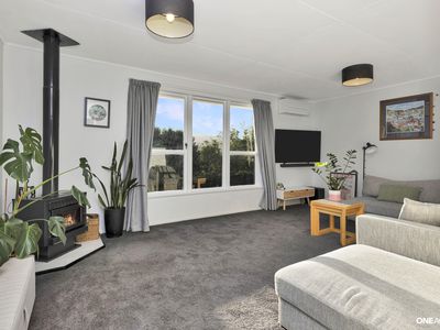 22 Bartlett Grove, Tawa