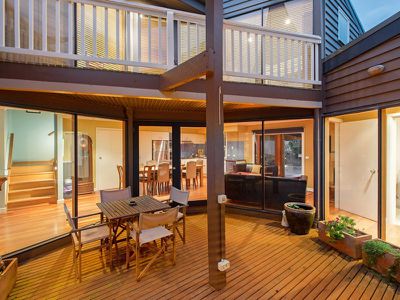2 Hadrian Avenue, St Andrews Beach