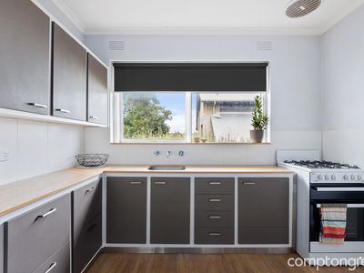 7 / 77 Victoria Street, Williamstown