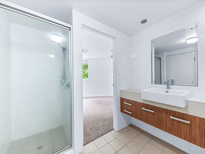 25 / 18 Seaview Drive, Airlie Beach