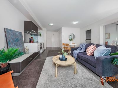 52 / 58 Cowlishaw St , Greenway