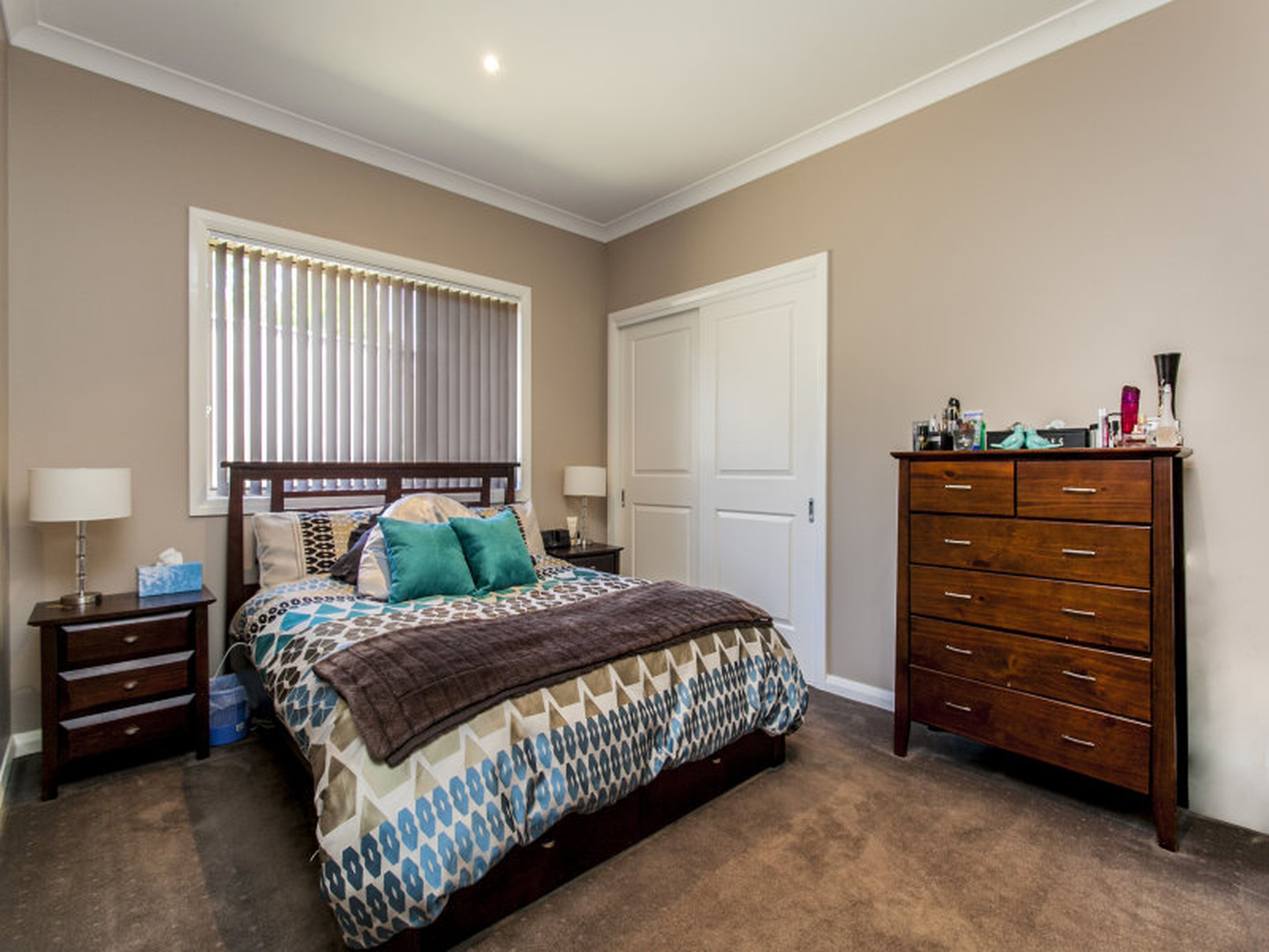 3 Heaton Avenue, CLAREMONT MEADOWS