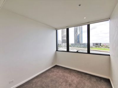 503S / 883 Collins Street, Docklands