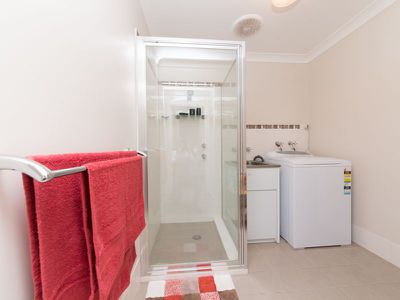 3 / 5 John Brass Place, Dubbo