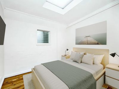 35a Fullham St, Newtown