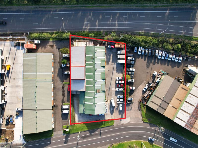 14 Glastonbury Avenue, Unanderra