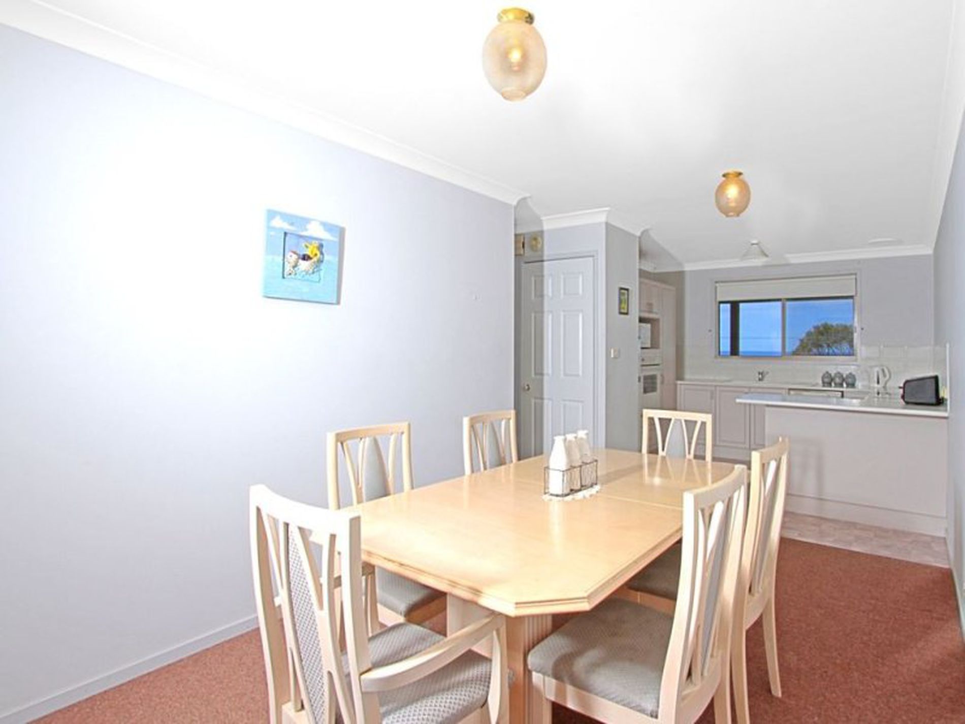 137 Mitchell Parade, Mollymook