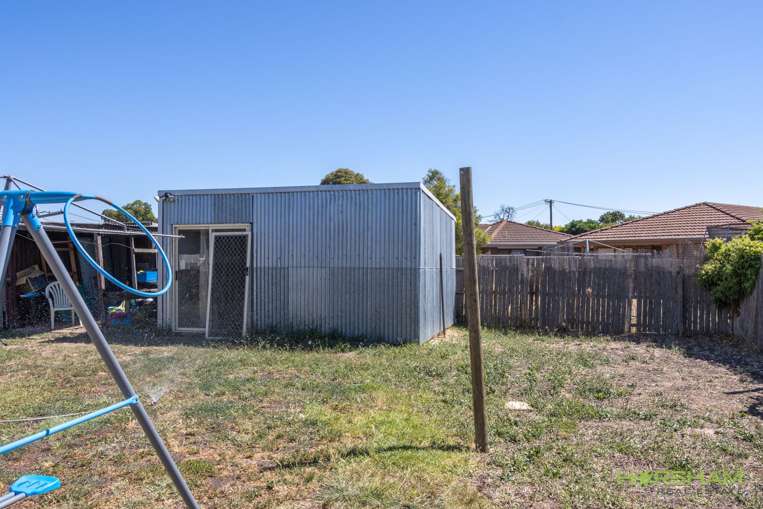 2 Felstead Avenue, Horsham