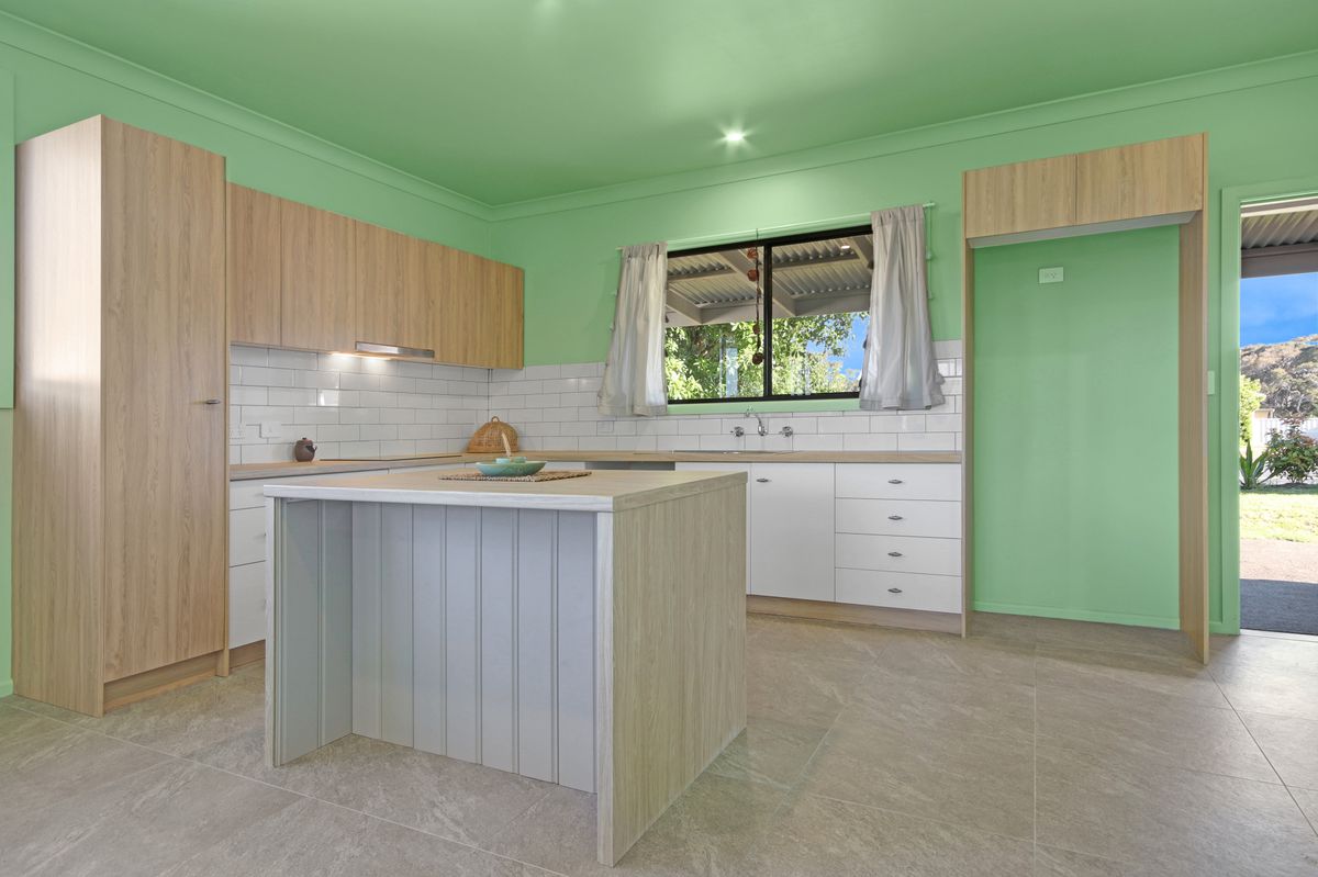 152 Princes Highway, Narooma