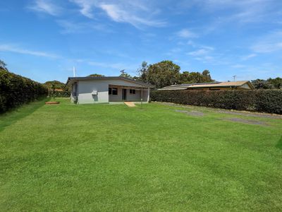 11 WATTLE STREET, Walkamin