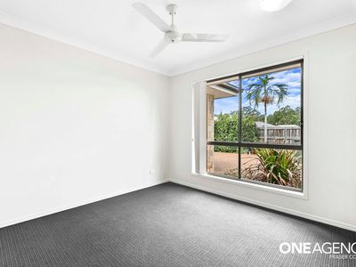 1 / 27 Cheyne Circuit, Tinana