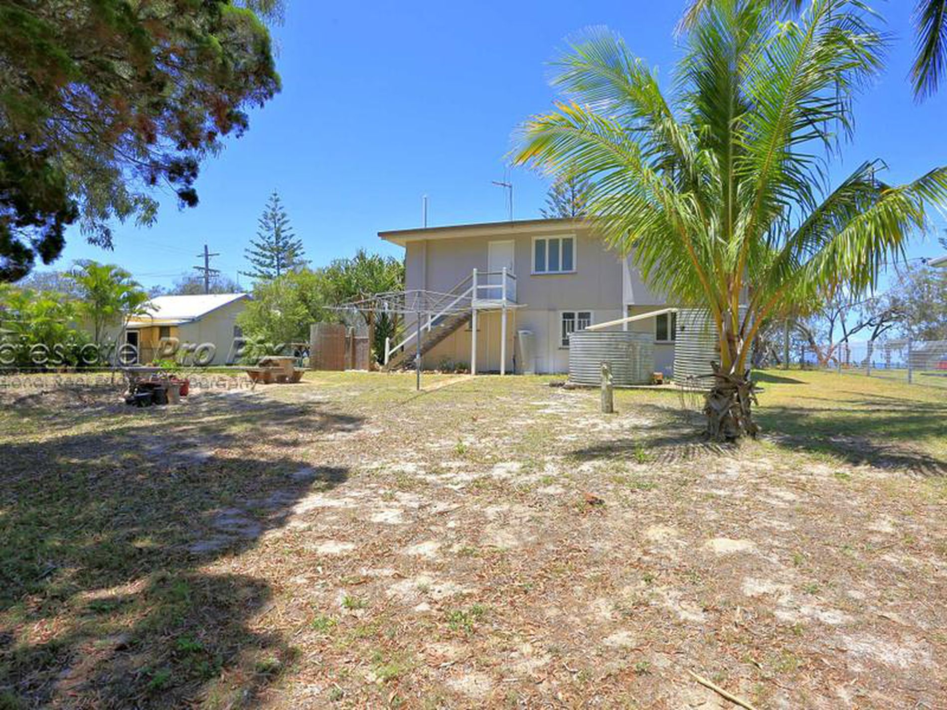 80 Esplanade, Woodgate