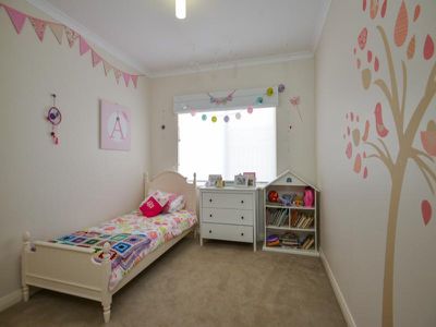 17 Riseberry Way, Somerville