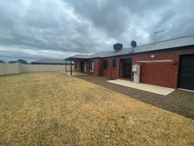 22  Tournament Drive , Mooroopna