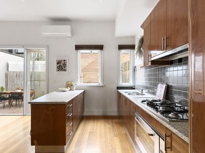 23 Victoria Street, Footscray