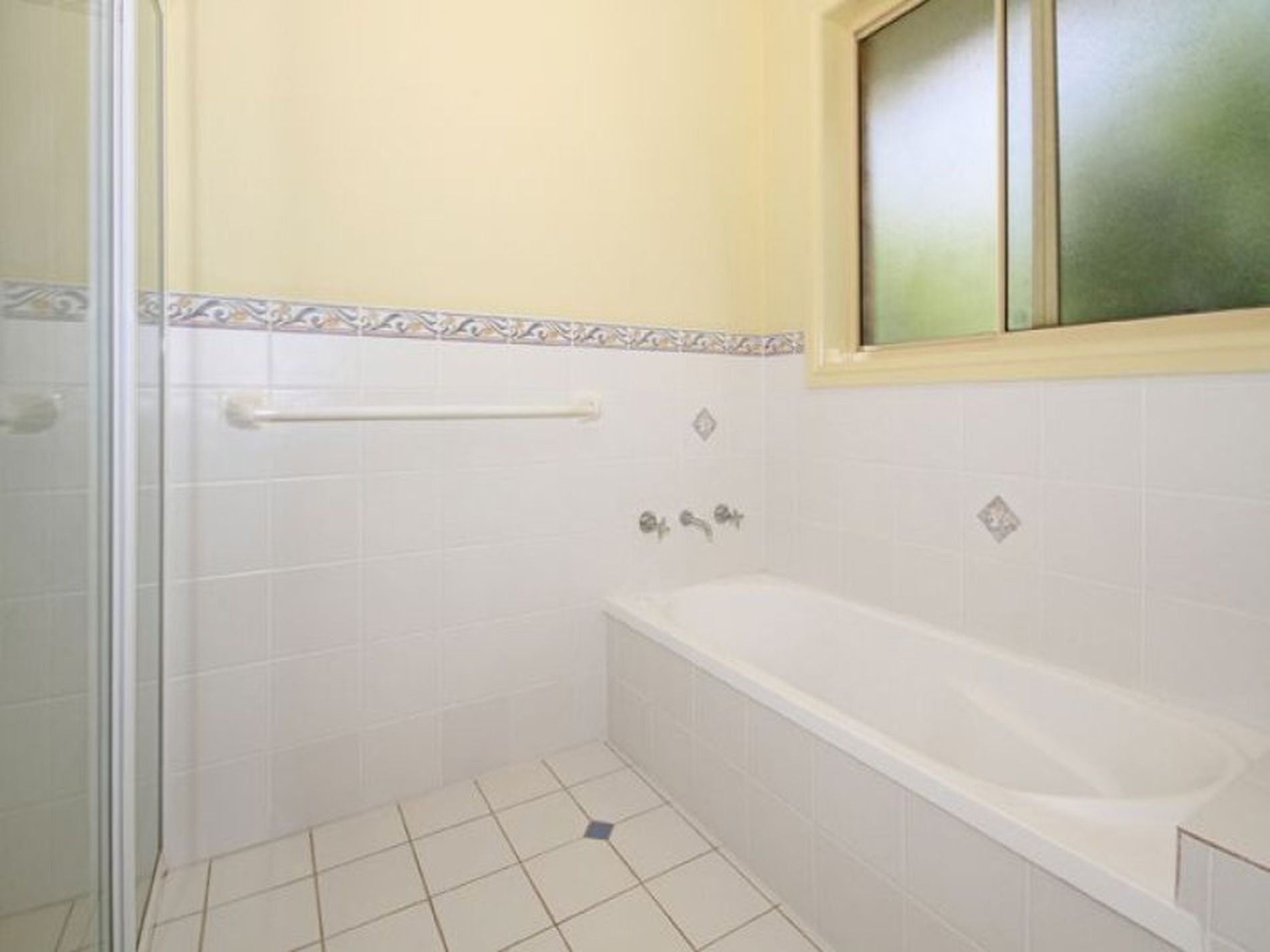 96 Leo Drive, Narrawallee