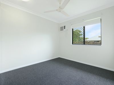 8 Timberlea Drive East, Bentley Park