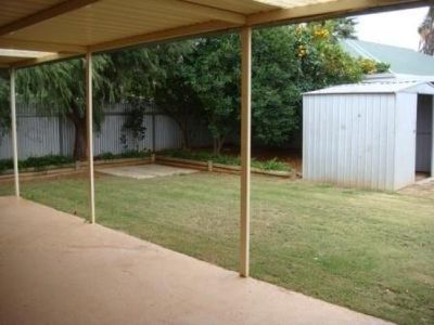 26 Crowley Gardens, Kalgoorlie