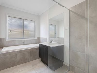 43 Shadforth Street, Burpengary East