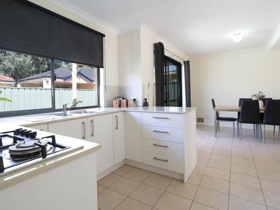 2 / 12 Kimberley Street, Belmont
