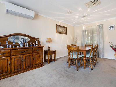 2 Graemar Court, Kangaroo Flat