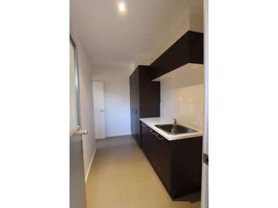 2 / 29 Leila Crescent, Bell Post Hill