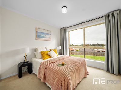 3 / 25 Bradley Drive, Mill Park