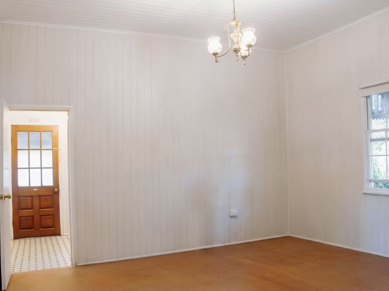 2 Co-Op Lane , Glass House Mountains